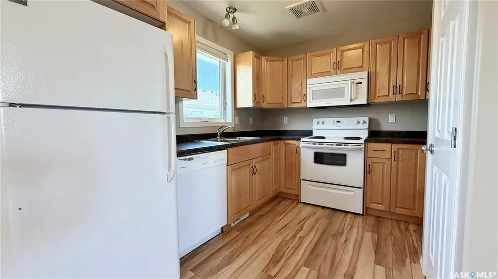 200 Hiebert Crescent Martensville SK S0K 2T2