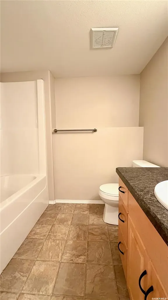 200 Hiebert Crescent Martensville SK S0K 2T2
