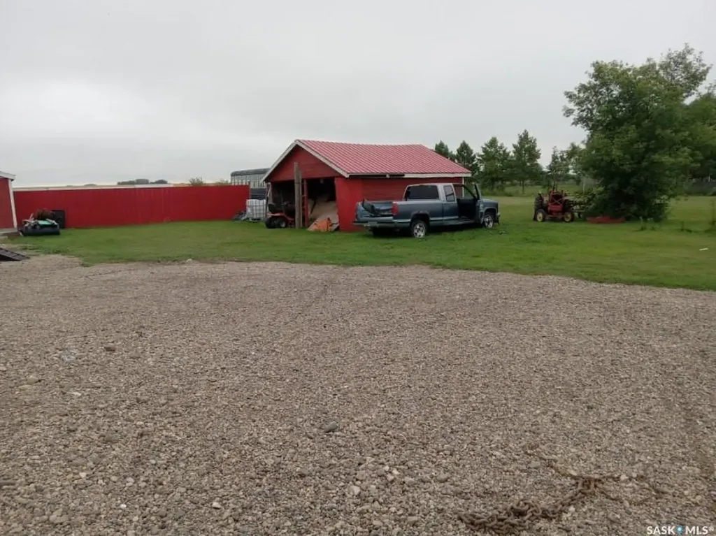 99 Dziendzielowski Avenue Cudworth SK S0K 1B0