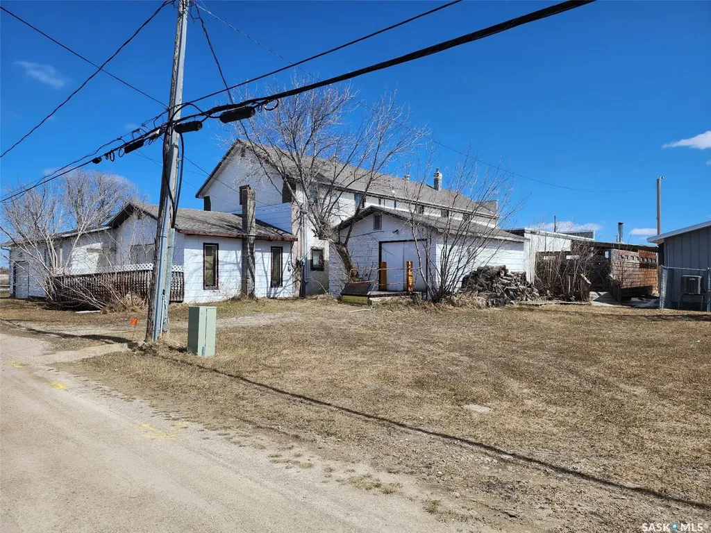109 N Railway Avenue White Fox SK S0J 3B0