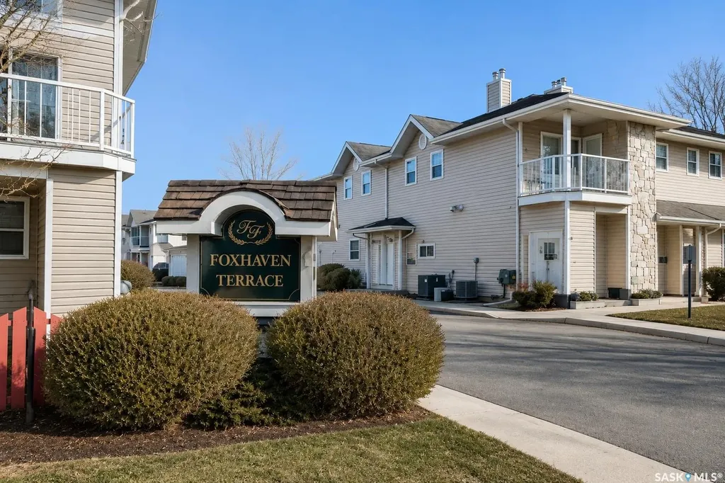 141 105th Street W Saskatoon SK S7N 1N3