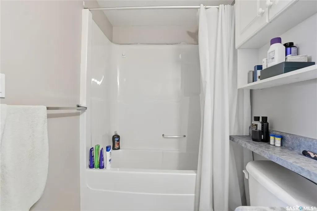 141 105th Street W Saskatoon SK S7N 1N3