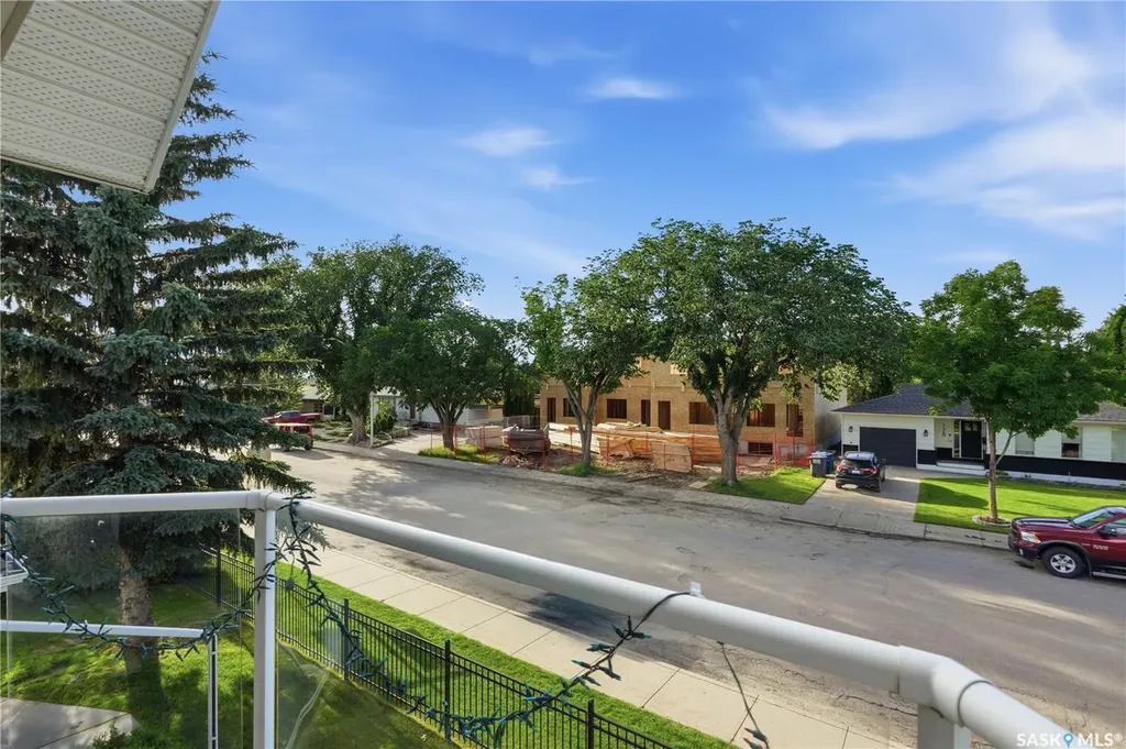 141 105th Street W Saskatoon SK S7N 1N3