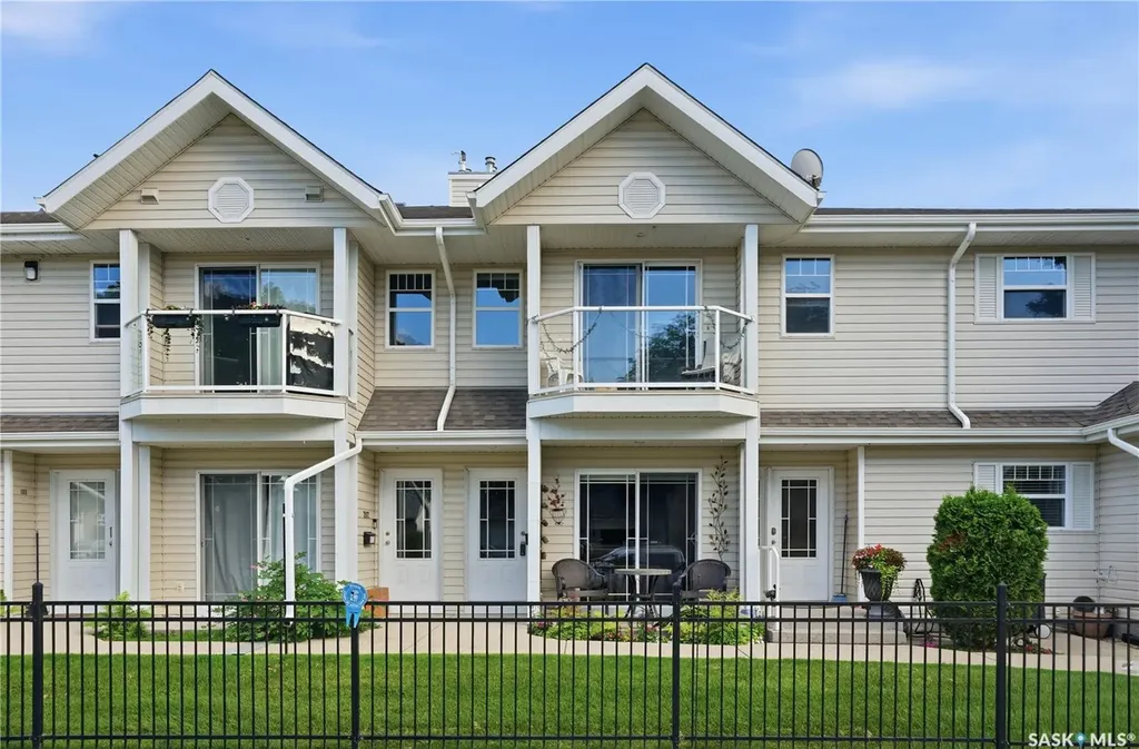 141 105th Street W Saskatoon SK S7N 1N3
