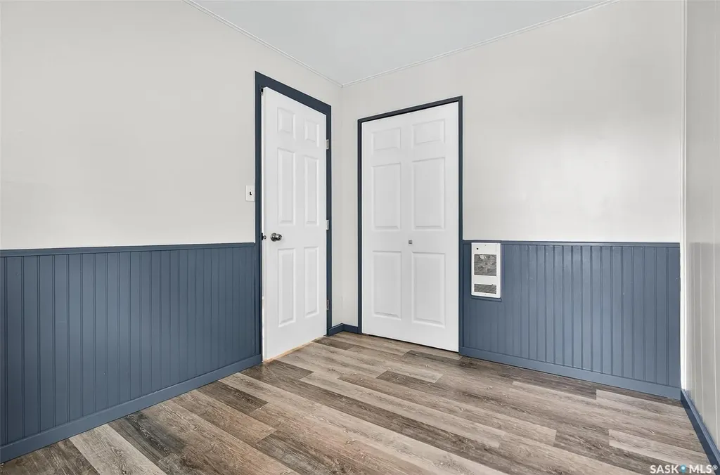 826 Athabasca Street E Moose Jaw SK S6H 0M7