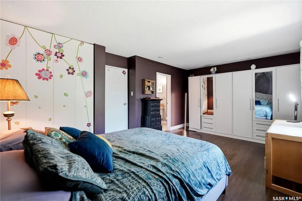 39 Laverendrye Way Regina SK S4S 5Z6