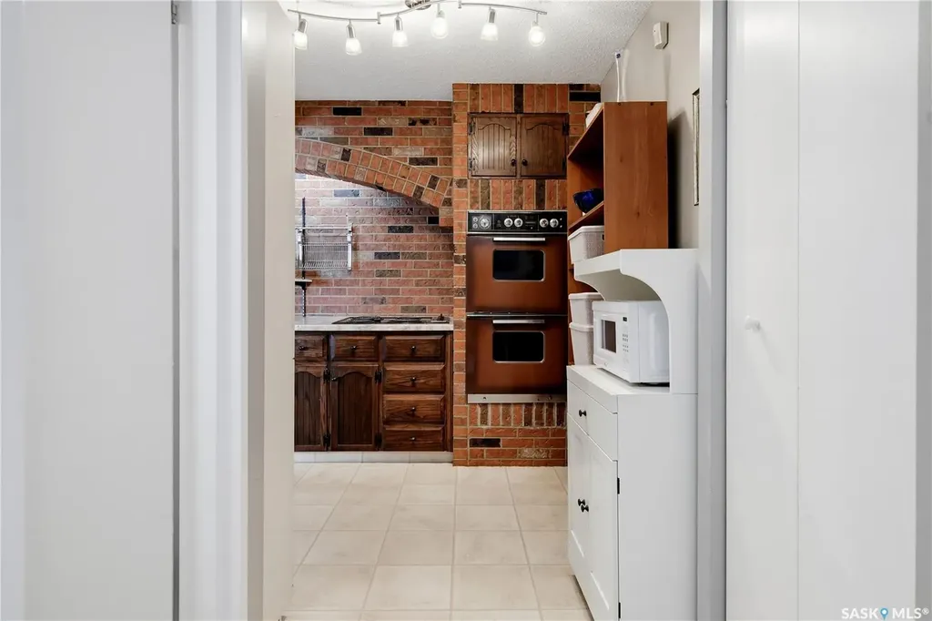 39 Laverendrye Way Regina SK S4S 5Z6