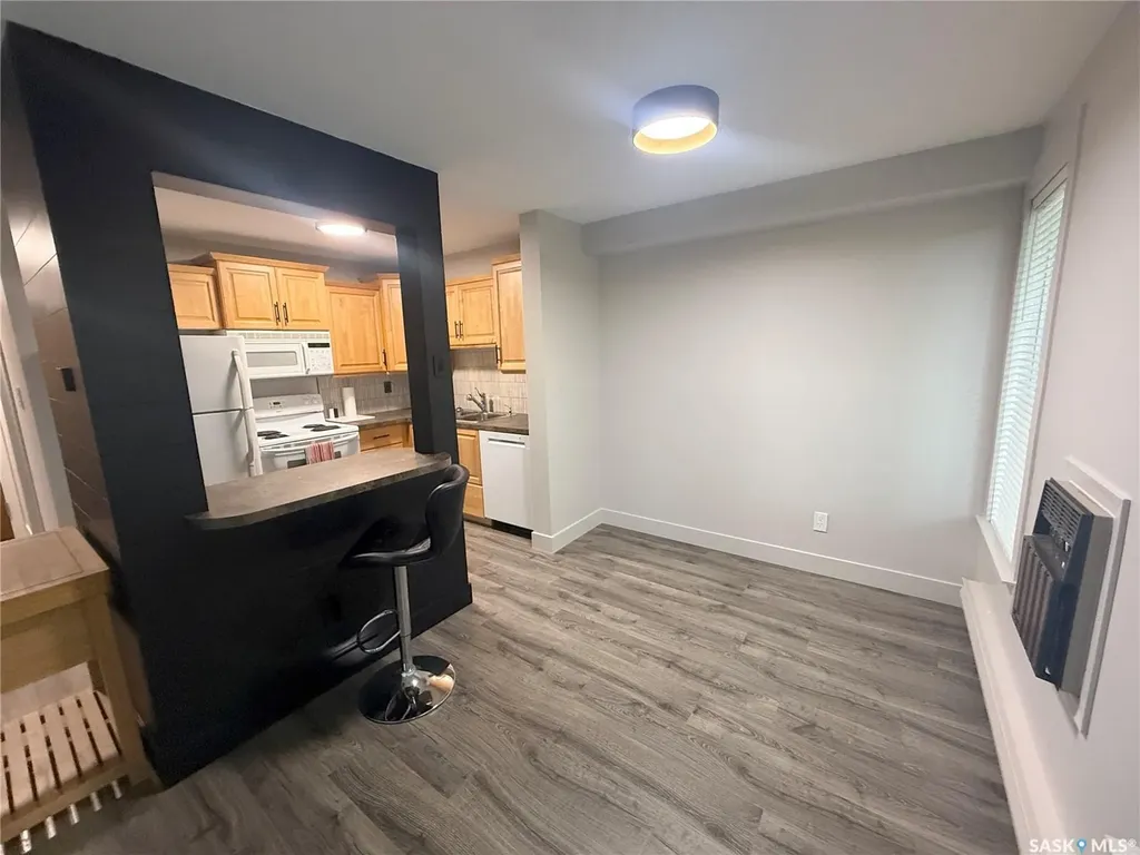 302 Tait Crescent Saskatoon SK S7H 5L2