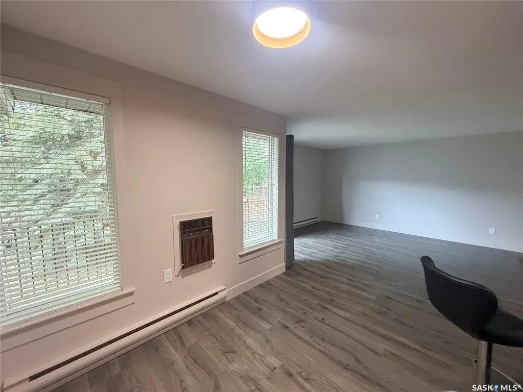 302 Tait Crescent Saskatoon SK S7H 5L2