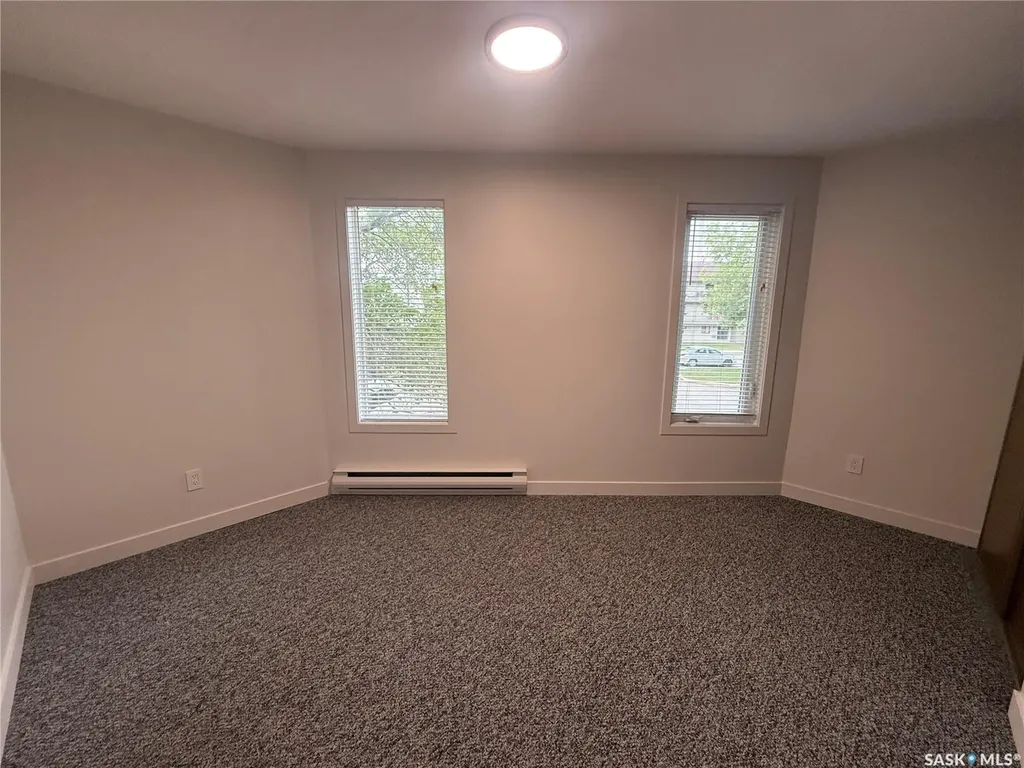 302 Tait Crescent Saskatoon SK S7H 5L2