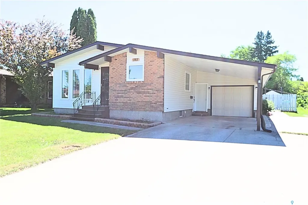 185 Mcburney Drive Yorkton SK S3N 3N1