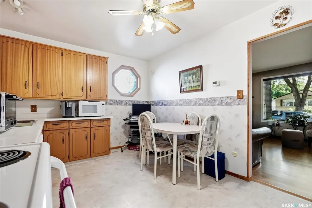 1117 5th Street E Saskatoon SK S7H 1H4