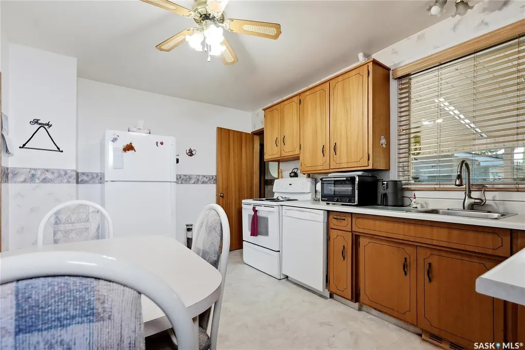 1117 5th Street E Saskatoon SK S7H 1H4
