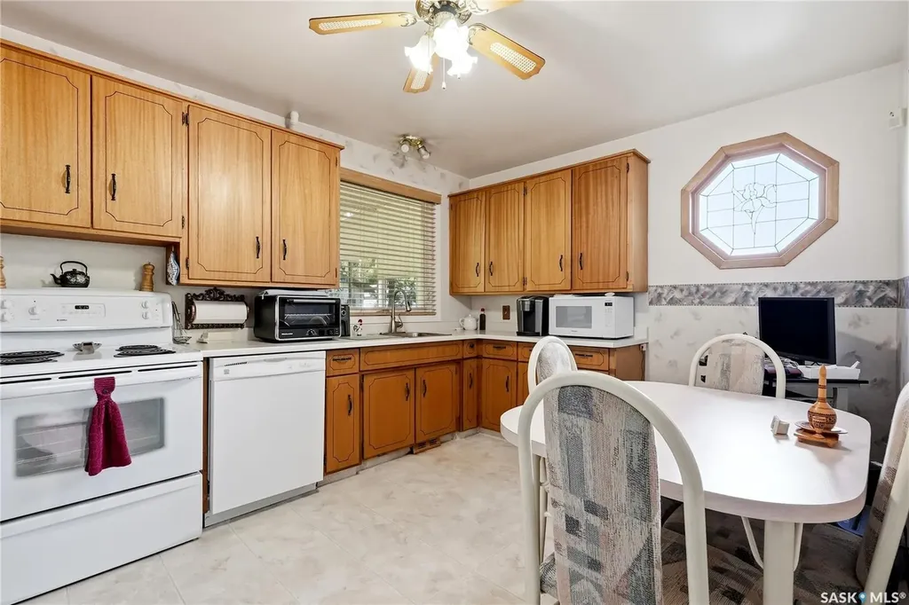 1117 5th Street E Saskatoon SK S7H 1H4
