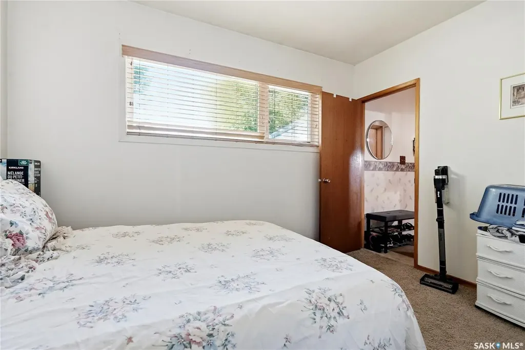 1117 5th Street E Saskatoon SK S7H 1H4
