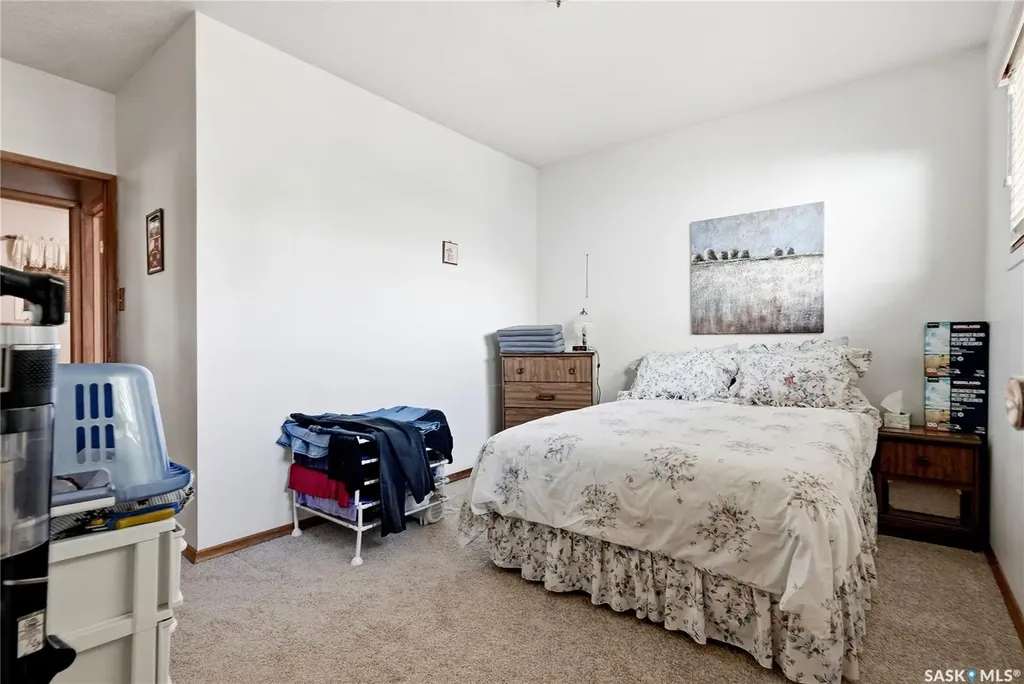 1117 5th Street E Saskatoon SK S7H 1H4
