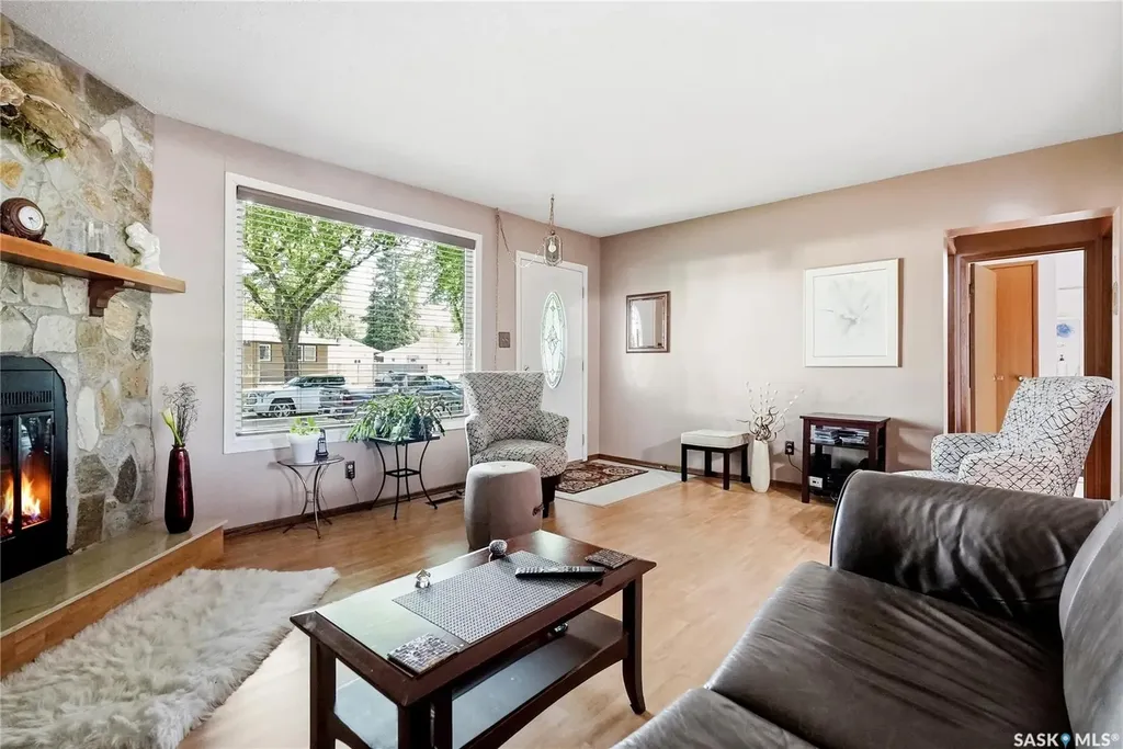 1117 5th Street E Saskatoon SK S7H 1H4