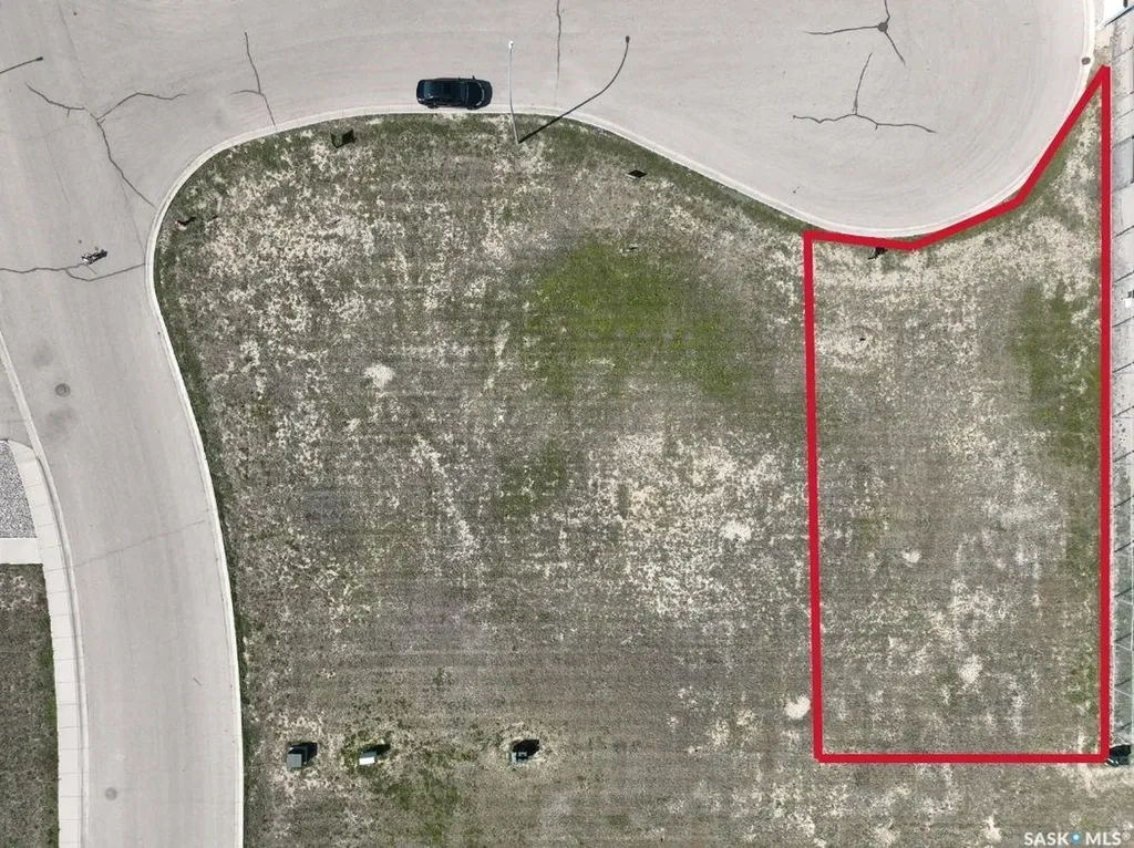 18 Copper Ridge Cove Moose Jaw SK S6H 4R1