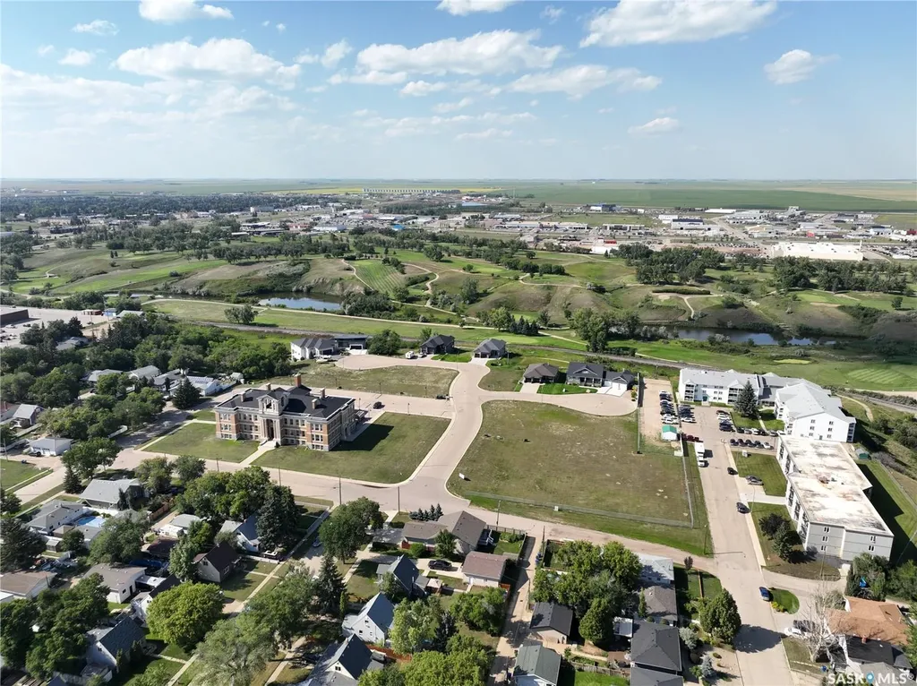 45 Copper Ridge Way Moose Jaw SK S6H 4R1