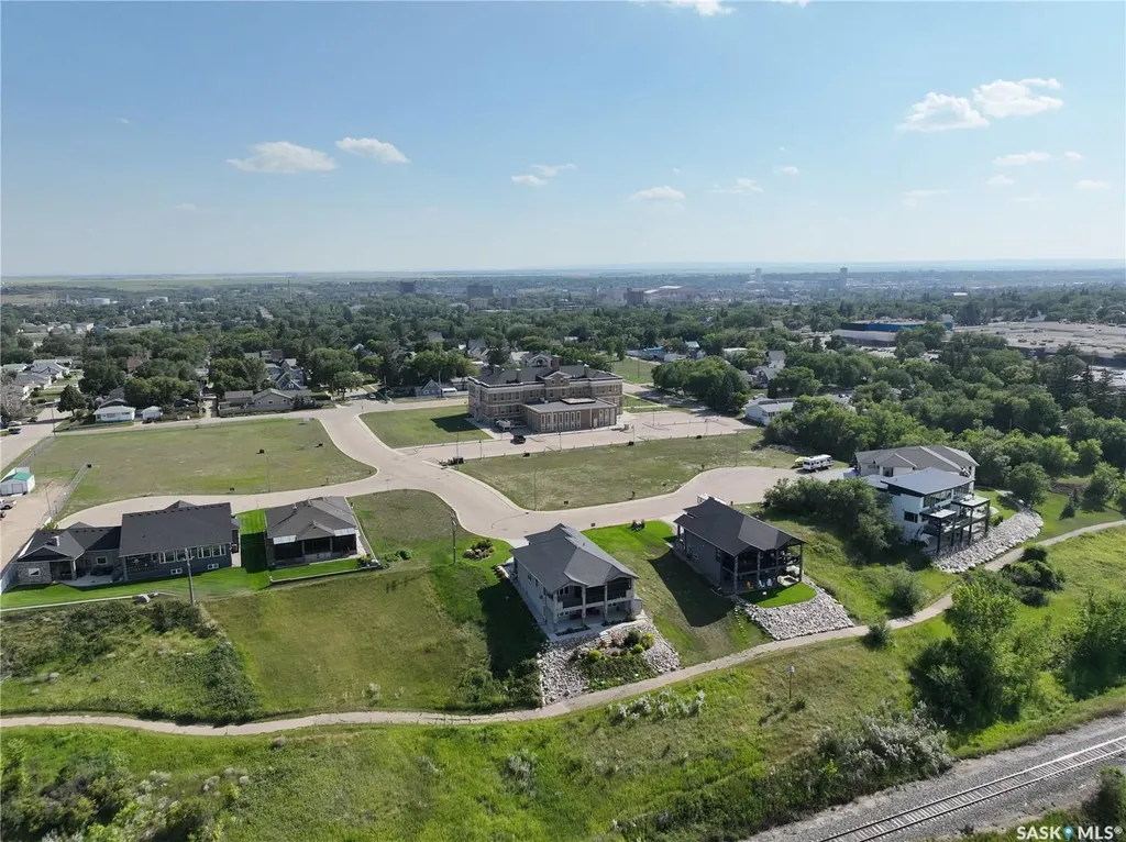 45 Copper Ridge Way Moose Jaw SK S6H 4R1