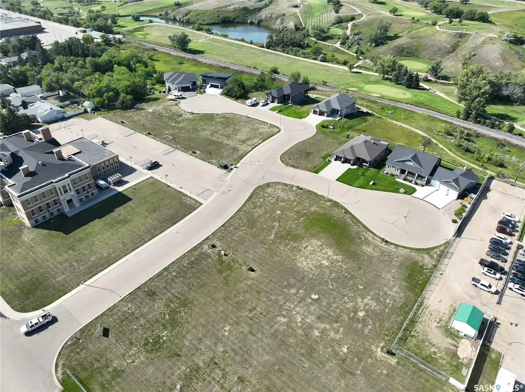 29 Copper Ridge Way Moose Jaw SK S6H 4R1