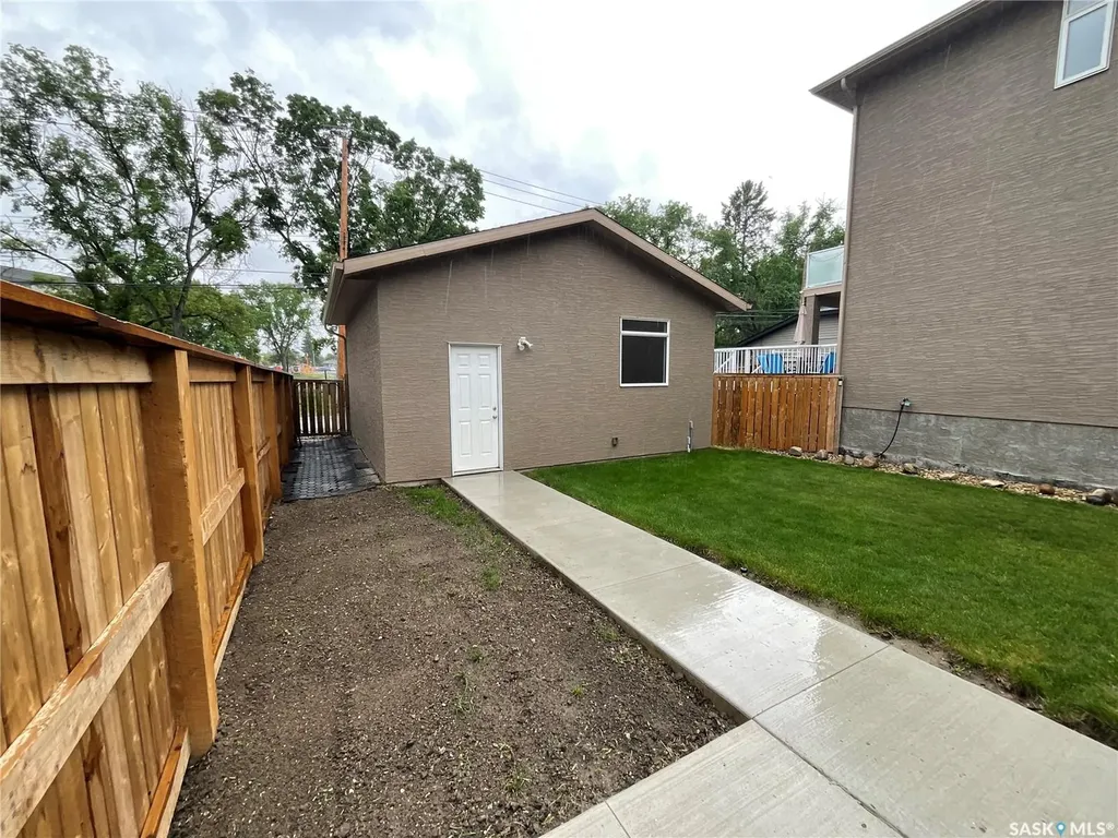 1412 Main Street Saskatoon SK S7H 0L6