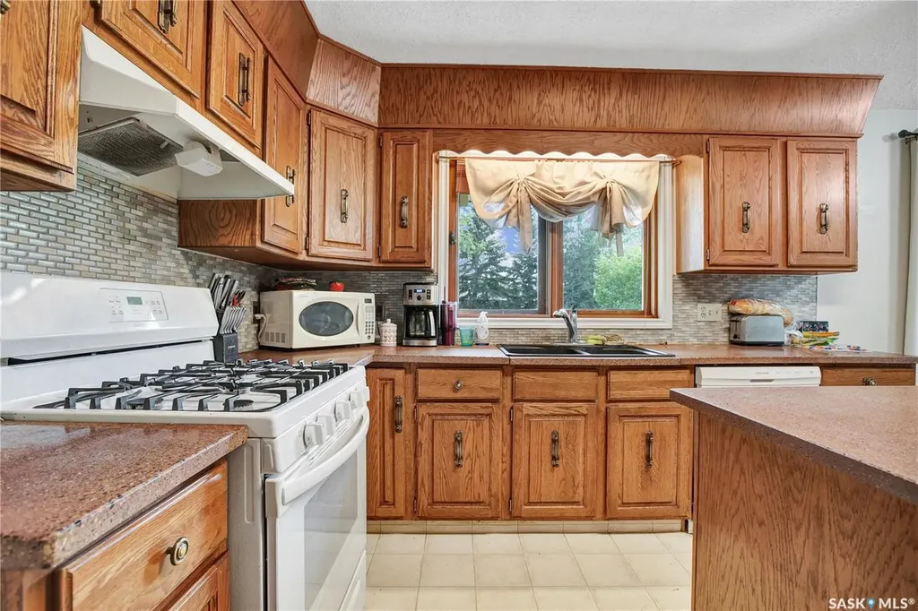 180 2nd Avenue S Duck Lake SK S0K 1J0