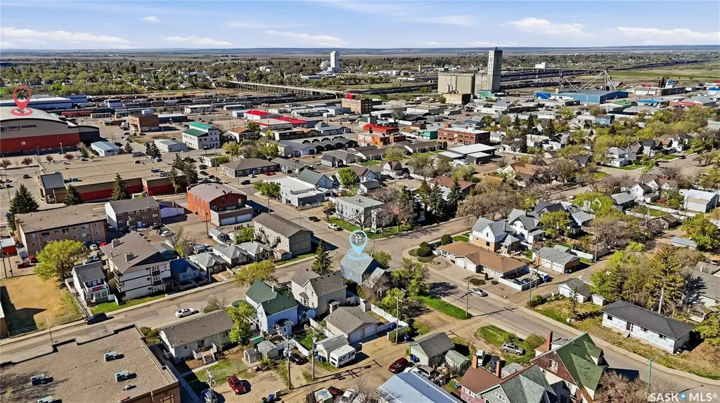 174 Ominica Street W Moose Jaw SK S6H 1X2