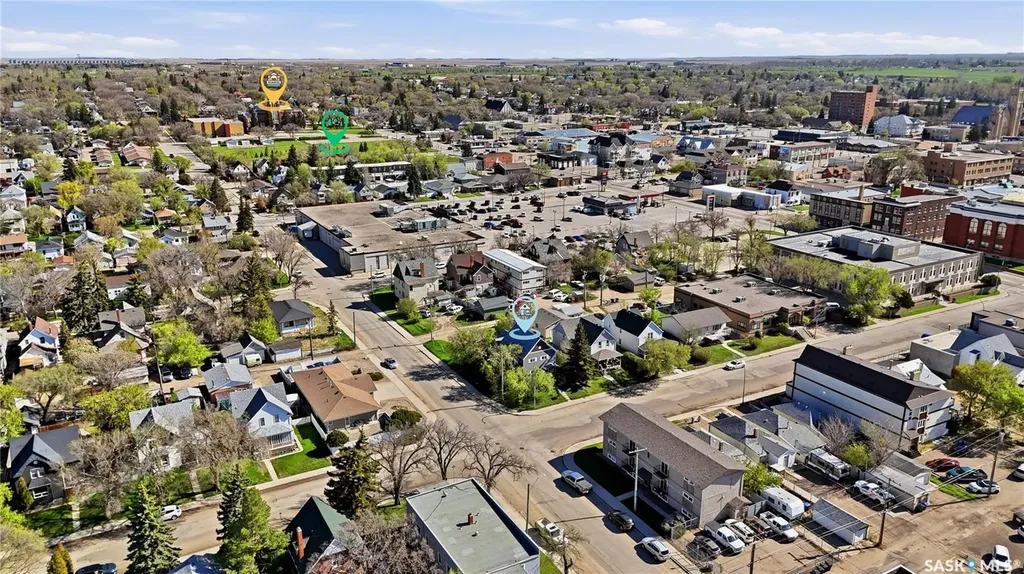 174 Ominica Street W Moose Jaw SK S6H 1X2