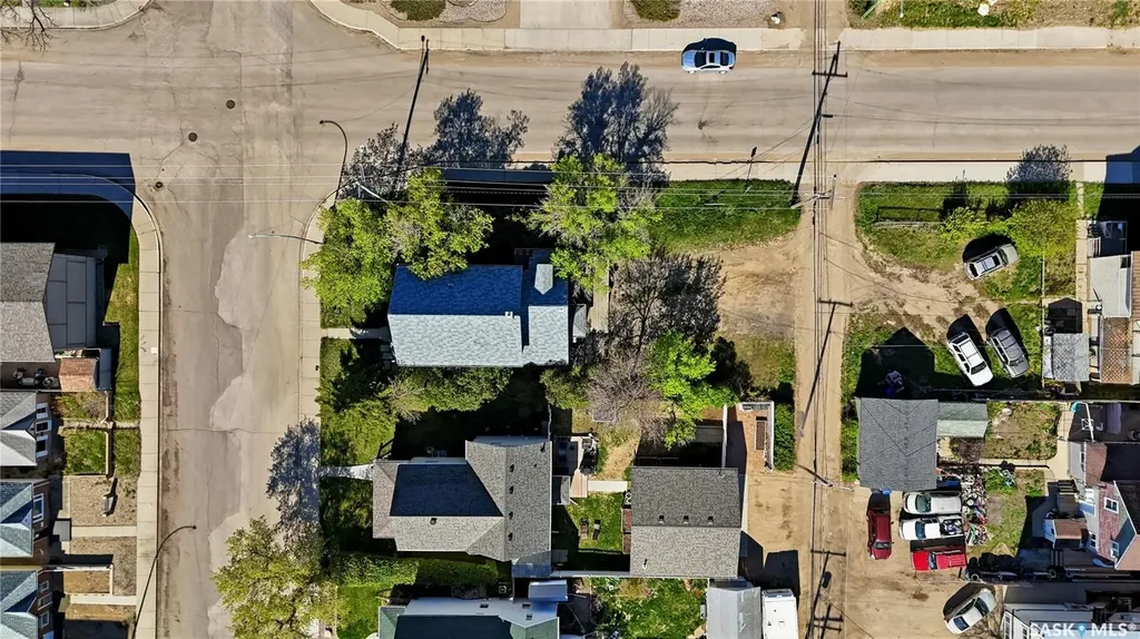 174 Ominica Street W Moose Jaw SK S6H 1X2