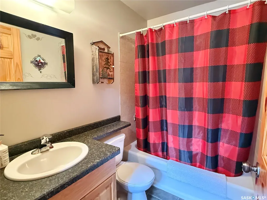 327 Venture Road Pebble Baye SK S0J 2G0