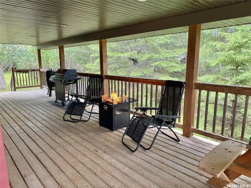 327 Venture Road Pebble Baye SK S0J 2G0
