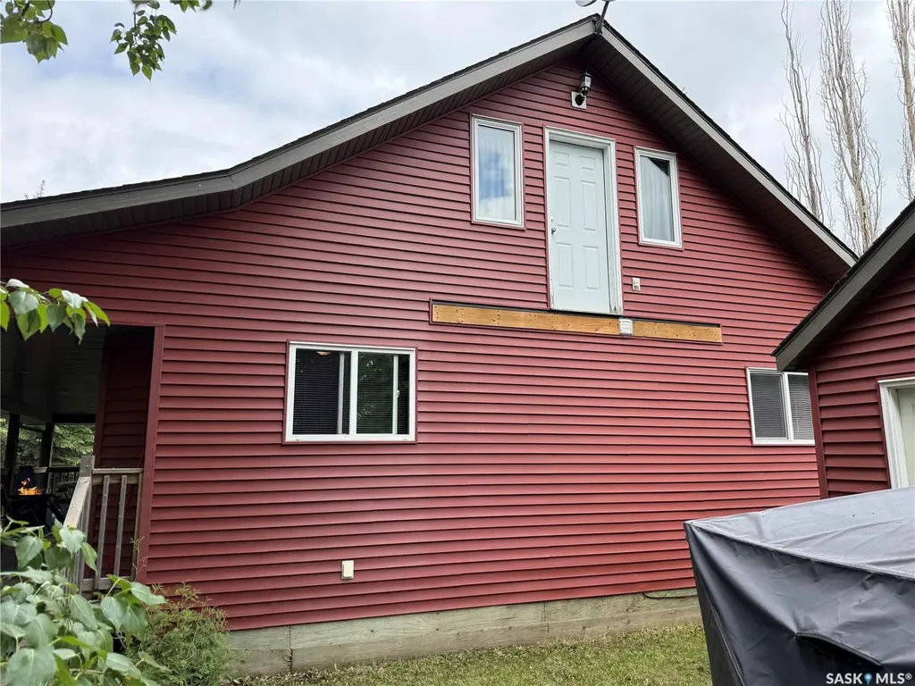 327 Venture Road Pebble Baye SK S0J 2G0