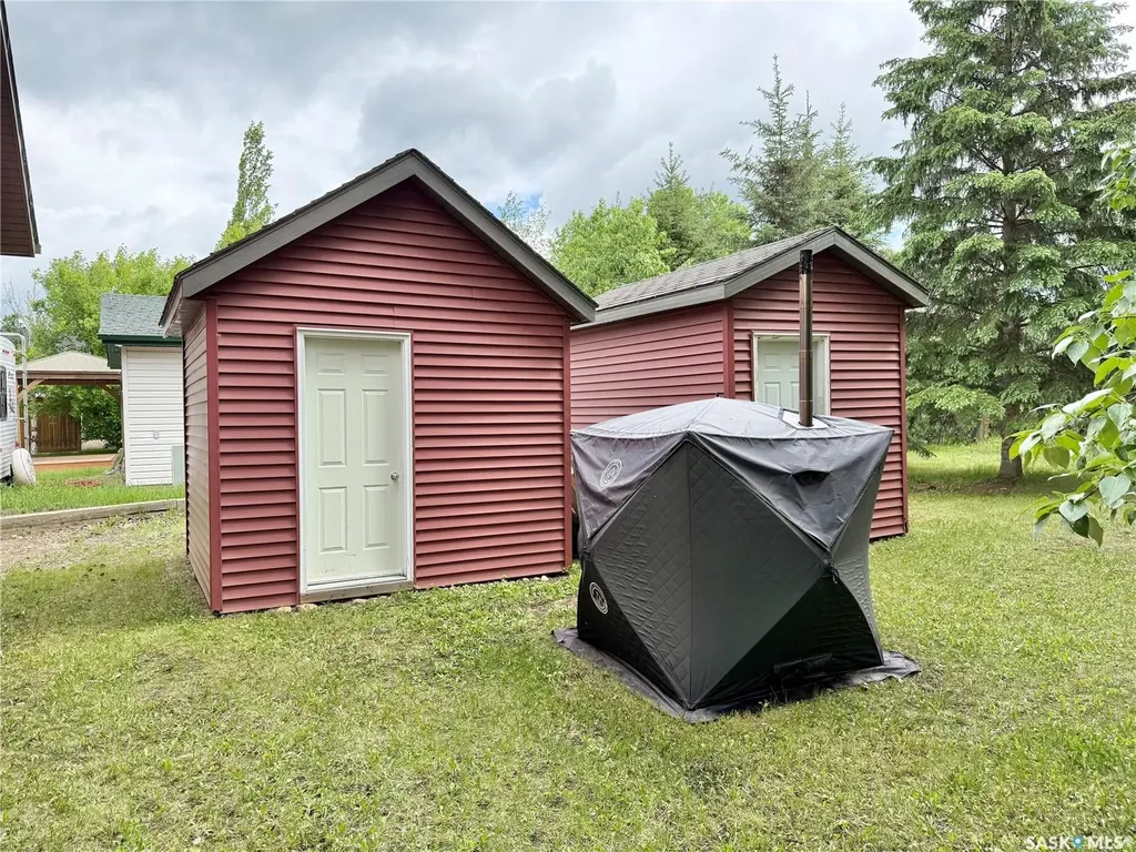 327 Venture Road Pebble Baye SK S0J 2G0