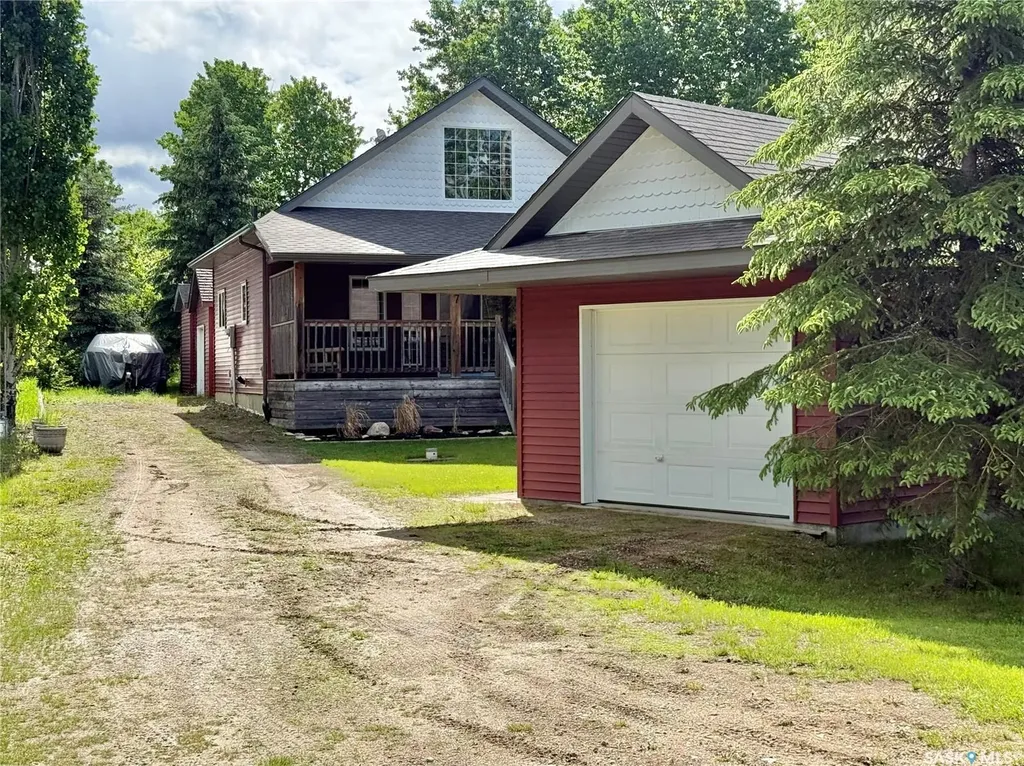 327 Venture Road Pebble Baye SK S0J 2G0