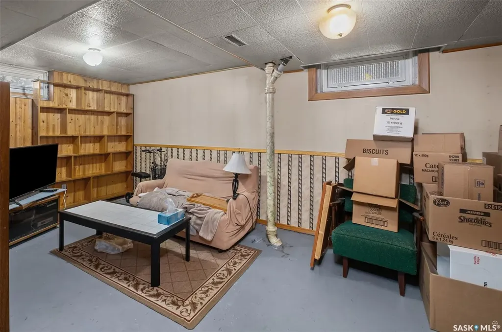 361 14th Street W Prince Albert SK S6V 3L6
