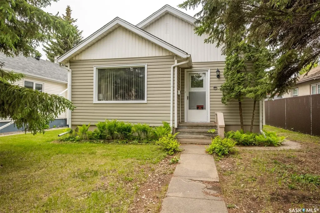 361 14th Street W Prince Albert SK S6V 3L6