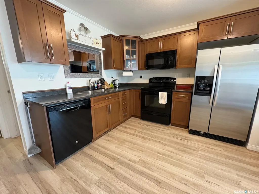 115 Dalgleish Link Saskatoon SK S7W 0N5