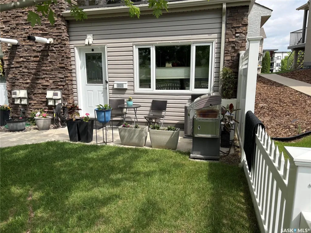 115 Dalgleish Link Saskatoon SK S7W 0N5