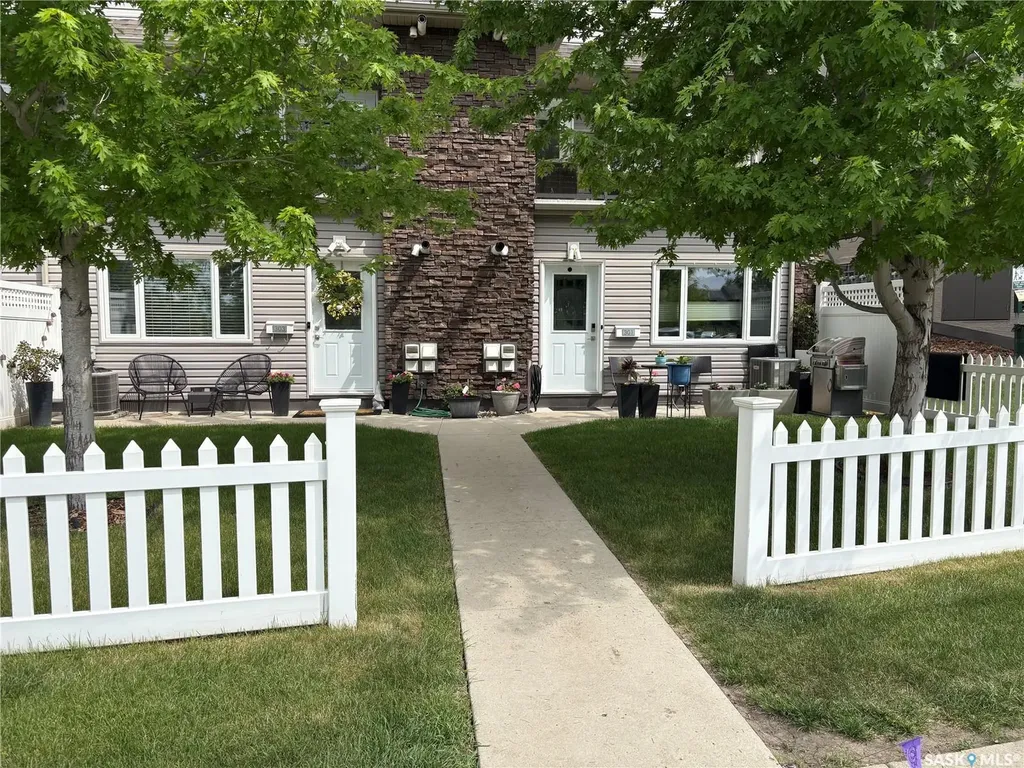 115 Dalgleish Link Saskatoon SK S7W 0N5