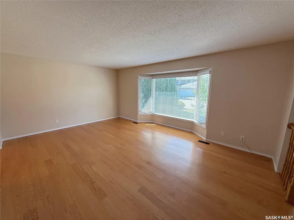 86 Duncan Crescent Saskatoon SK S7H 4K4