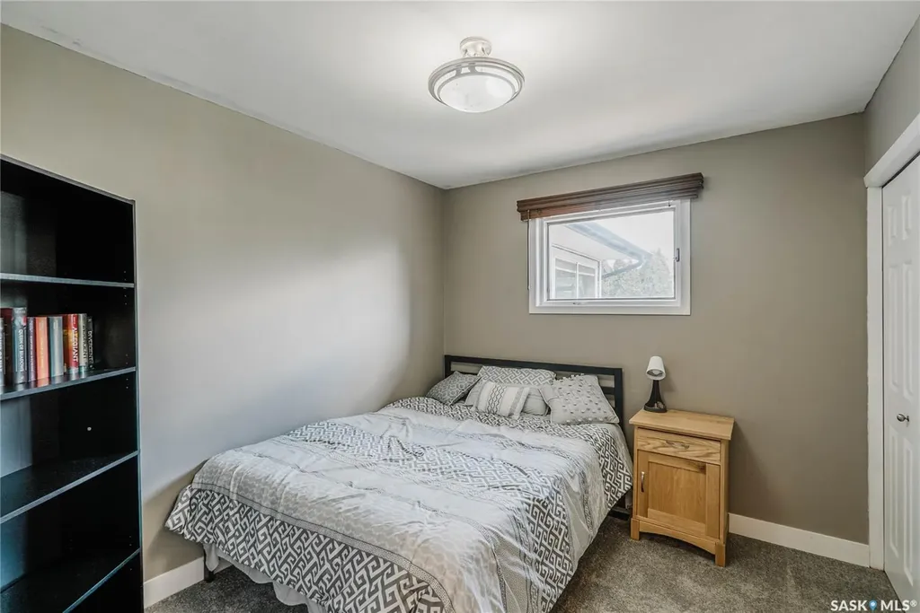 335 Thain Crescent Saskatoon SK S7K 6N1