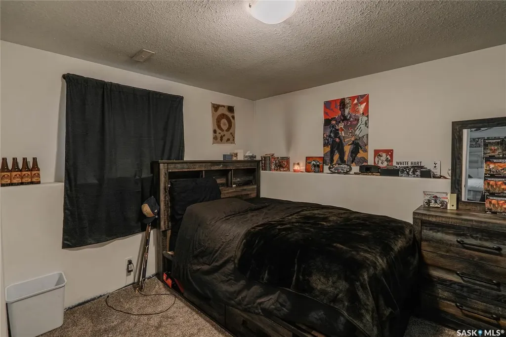 335 Thain Crescent Saskatoon SK S7K 6N1
