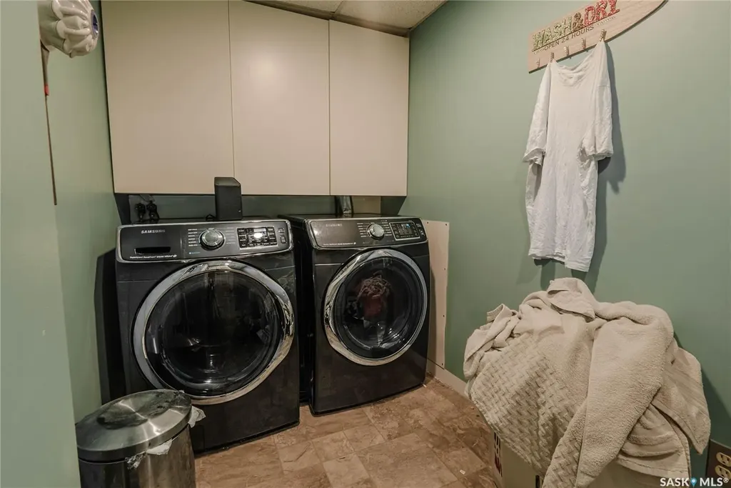 335 Thain Crescent Saskatoon SK S7K 6N1