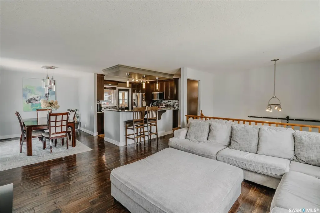 335 Thain Crescent Saskatoon SK S7K 6N1
