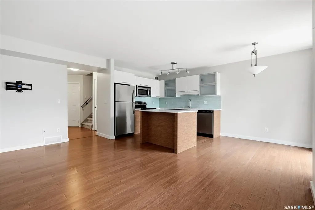 410 Hunter Road Saskatoon SK S7T 0L5
