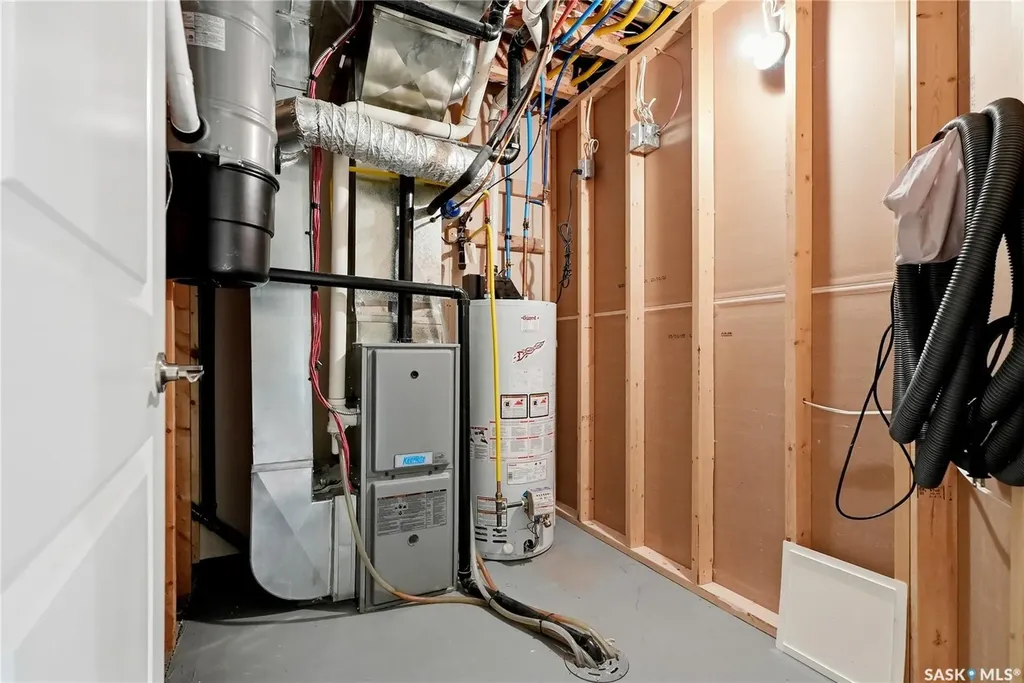 410 Hunter Road Saskatoon SK S7T 0L5