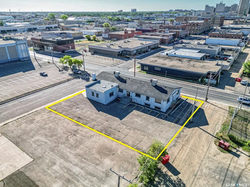 2010 7th Avenue Regina SK S4R 1C2