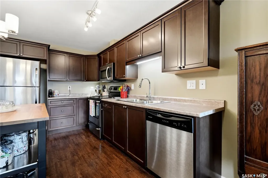 110 Willis Crescent Saskatoon SK S7T 0N5