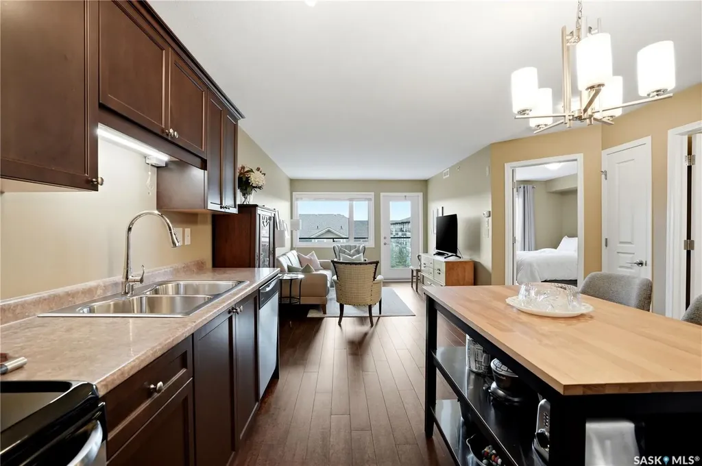 110 Willis Crescent Saskatoon SK S7T 0N5